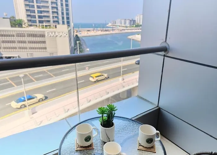 Stylish 1 Bedroom With Sea View - Sunset View